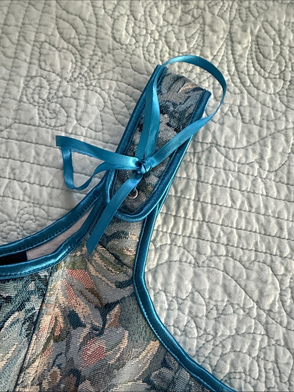 Floral Tapestry Corset Top with Teal Trim - Picture 4 of 8